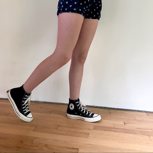 Kimch Blue - High waist denim shorts - Picture 3 of 5